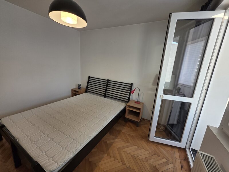 Iancului metrou, Mihai Bravu intersectie Iancului, stradal, vedere spate