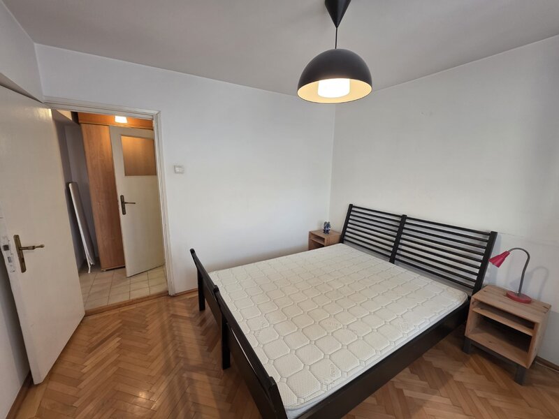 Iancului metrou, Mihai Bravu intersectie Iancului, stradal, vedere spate